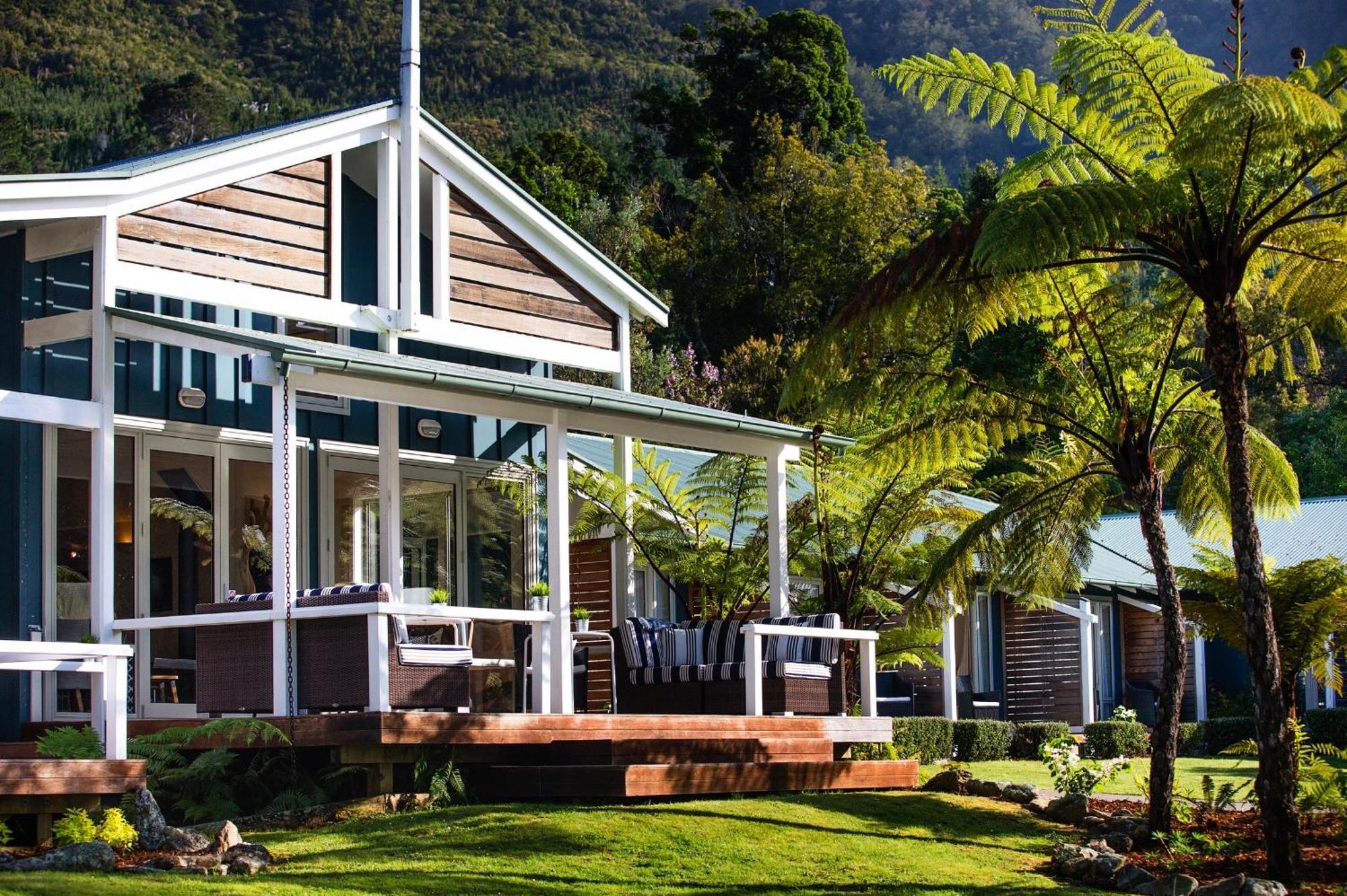 Raetihi Lodge Kenepuru Sounds ภายนอก รูปภาพ